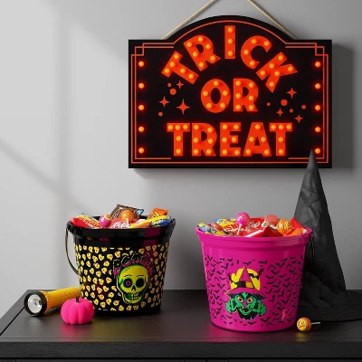 7.64" Witch Halloween Plastic Trick Or Treat Pail Dark Pink - Hyde And EEK! Boutique™ 1 7.64" Witch Halloween Plastic Trick Or Treat Pail Dark Pink - Hyde And EEK! Boutique™