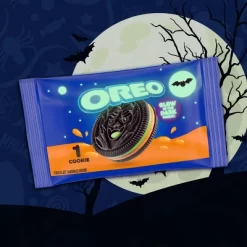 Oreo Halloween Green And Orange Creme Chocolate Sandwich Cookies - 7.14oz/14ct -Festival Store GUEST ad4a621b 5169 44f6 ab38 28666ae384de 1