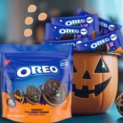 Oreo Halloween Green And Orange Creme Chocolate Sandwich Cookies - 22.95oz/45ct -Festival Store GUEST ad9426fc a4bc 4354 a203 8987af6df7ca