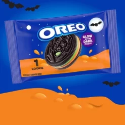 Oreo Halloween Green And Orange Creme Chocolate Sandwich Cookies - 7.14oz/14ct -Festival Store GUEST d7a8679a 3c98 4413 87c2 4662ba4e20a4 1