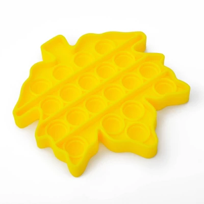 Shaped Poppers Maple Leaf - Bullseye's Playground™ 1 Shaped Poppers Maple Leaf - Bullseye's Playground™